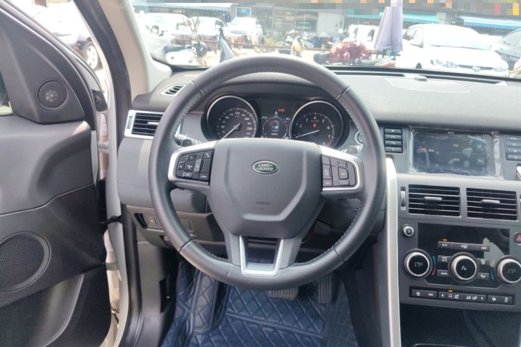 Used Land Rover Discovery Sport 2018 240 PS SE Version Steering Wheel