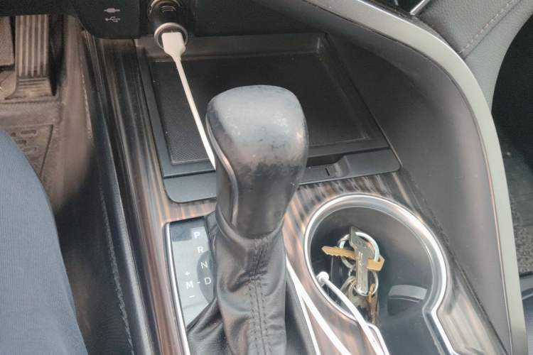 Used Toyota Camry 2019 2.0G Luxury Edition China VI Standard