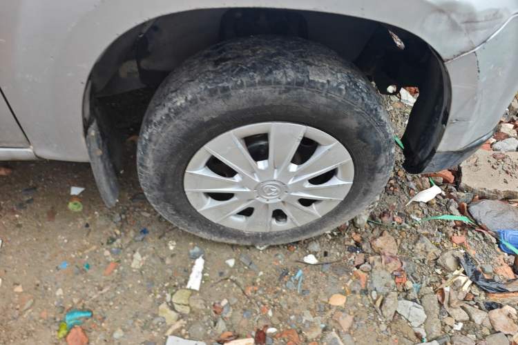 Used CHANGAN KAICHENG Shenqi F30  Right Front Wheel Hub