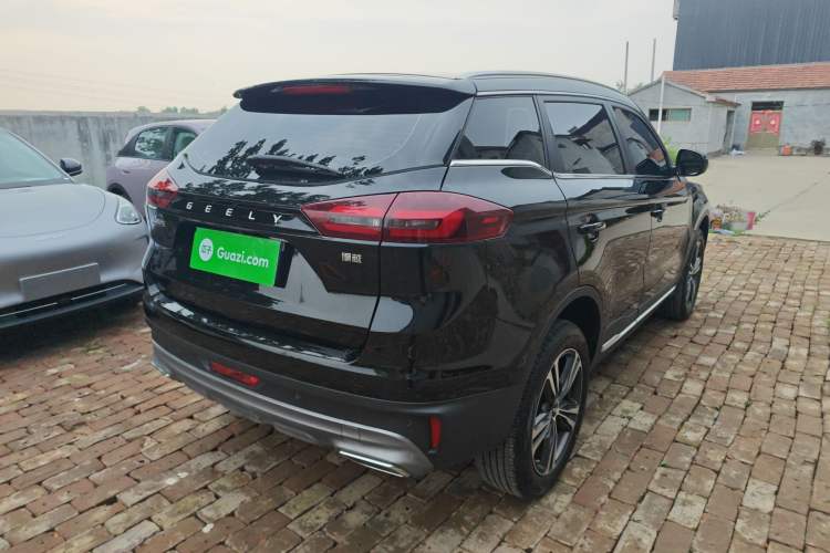 Used Geely Auto Emgrand X7 Sport 2022 1.8TD DCT Zhiya Trim
