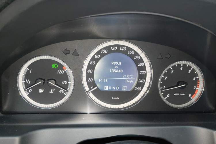 Used Mercedes-Benz C-Class 2010 C 180K Classic model