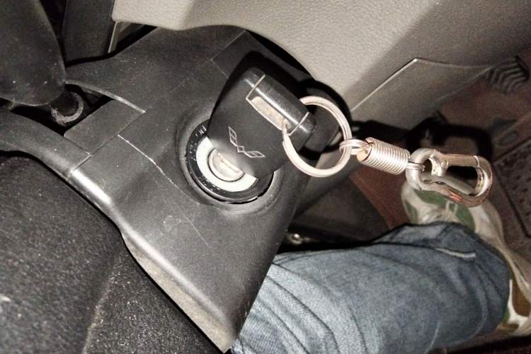 Used Wuling Rongguang V 2018 1.5L Practical Version Vehicle Key