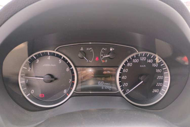 Used Nissan Sylphy 2019 1.6XL Manual Luxury Version China VI Standard