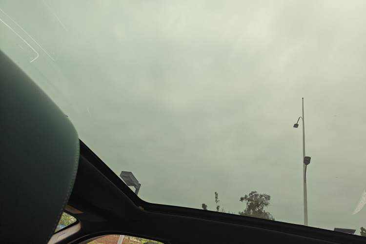 Used Land X7 2015 2.0T Panoramic Prestige Edition
