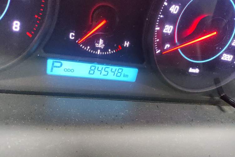 Used Chevrolet Captiva 2013 2.4L Two-Wheel Drive City Edition 7-Seater
