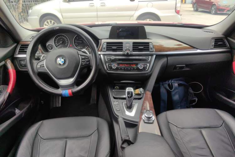 Used BMW 3 Series 2015 320Li Luxury Design Package