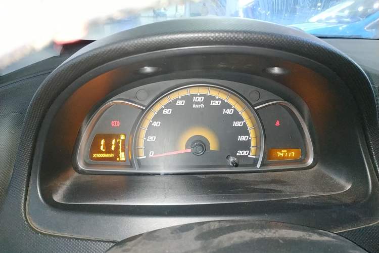 Used Chevrolet Sail 2013 Sedan 1.4L Manual - Youyi Happiness Edition