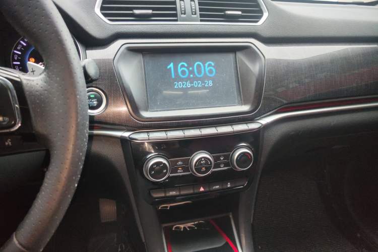 Used Haval H2 2018 Blue Label 1.5T Dual-Clutch Two-Wheel-Drive Elite Model