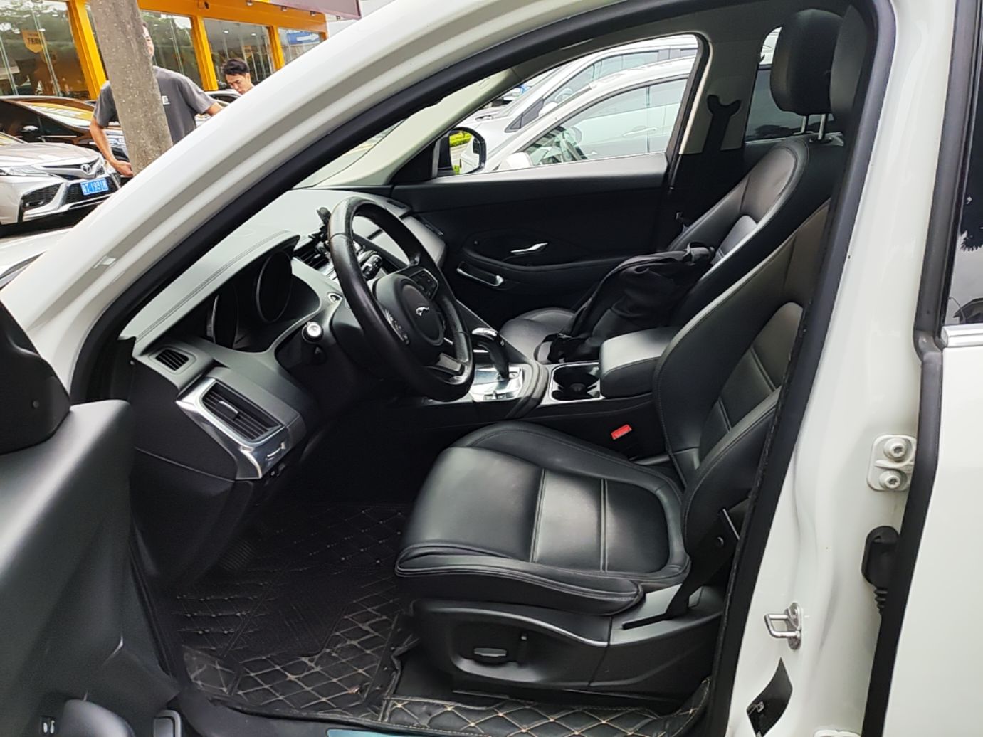 Avant de la voiture