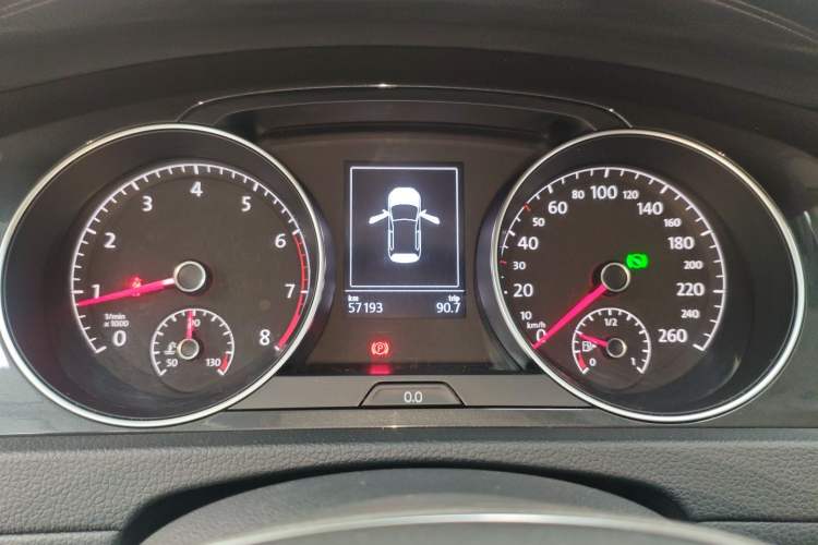 Used Volkswagen Golf 2020 Zhiai Edition 280TSI DSG Comfort Model Instrument Cluster