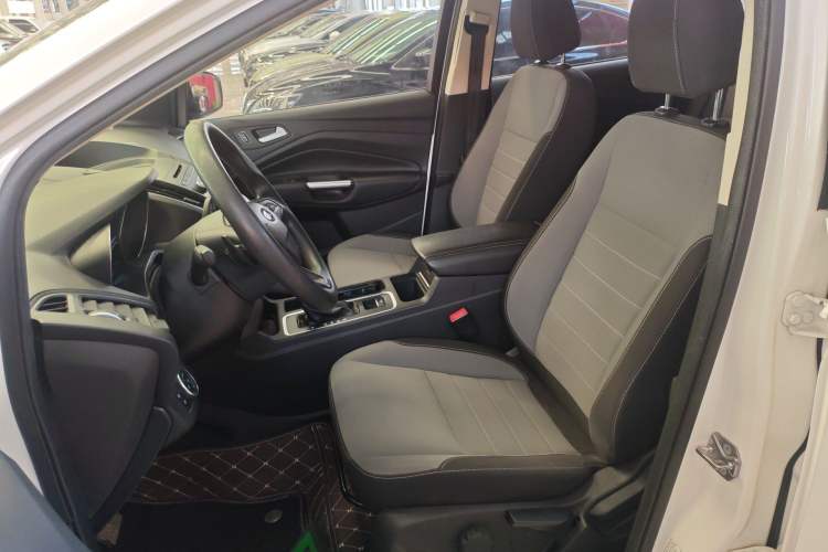 Used Ford Kuga 2017 EcoBoost 180 Two-Wheel-Drive Elite Trim
