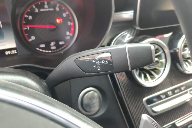 Used Mercedes-Benz GLC Coupe AMG 2018 AMG GLC 63 S 4MATIC+ Coupe SUV Gear Lever