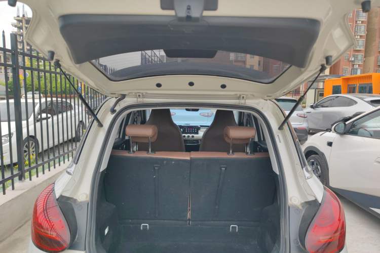 Used Wuling Bingo 2023 333 km Lingxi Connected Version Trunk