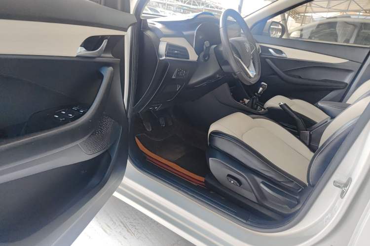 Used Baojun 360 2018 1.5L Manual Luxury Edition China V