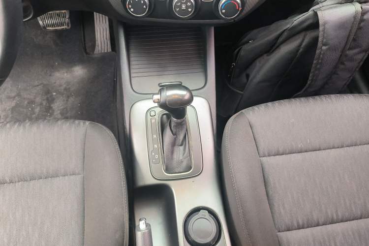 Used Kia K3 2015 1.6L Automatic GLS