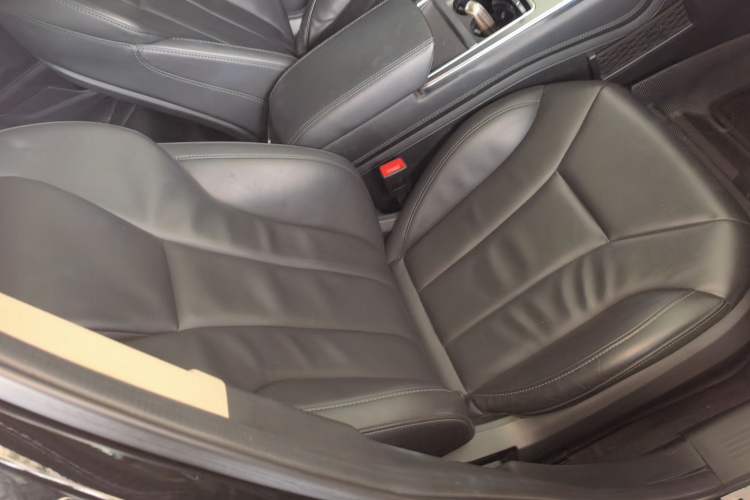 Used Hongqi H5 2022 Classic Model Facelift 1.5T DCT Qiyun Edition Right Front Seat