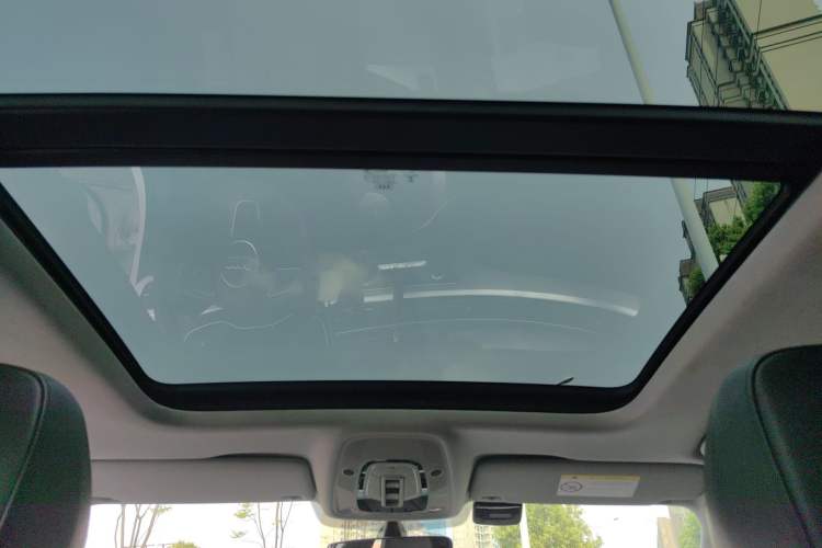 Used Audi A4L 2018 30th Anniversary Edition 40 TFSI Fashion Model
