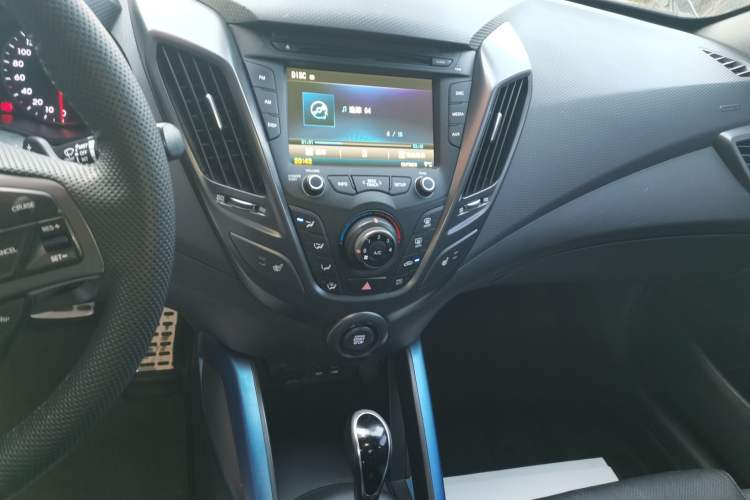 Used Hyundai Veloster 2015 1.6T Automatic Prestige Edition