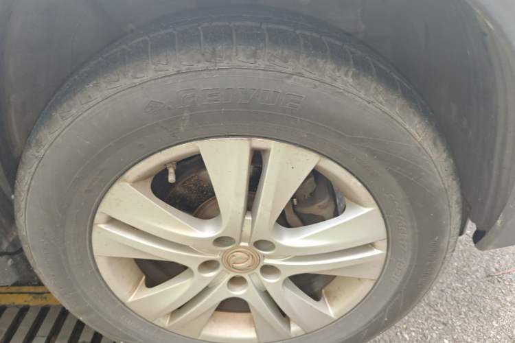 Used Dongfeng Aeolus AX7 2016 1.4T Manual Zhuyue Model Right Front Wheel Hub