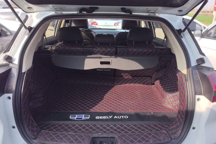 Used Geely Auto Emgrand X7 Sport 2020 1.8TD DCT Two-Wheel Drive Smart Connect 4G-Enabled Version Trunk