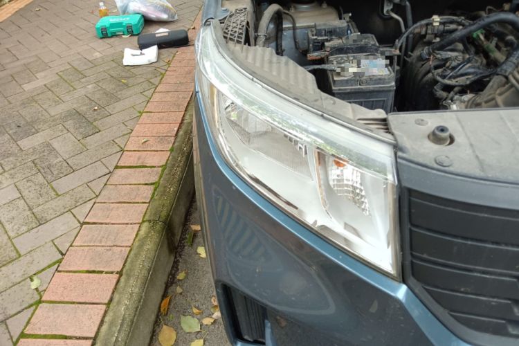 Used Wuling Hongguang PLUS 2020 1.5L Manual Standard Edition 5 Seats Right Front Headlight