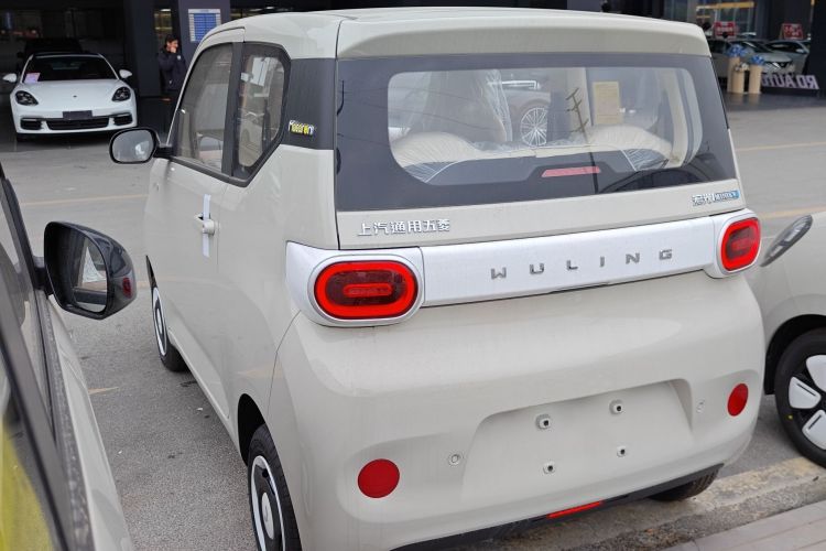 Used Wuling Hongguang MINIEV 2024 3rd Generation 215km Youth Edition

