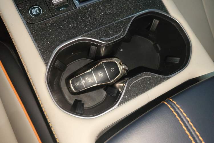 Used BYD Song PLUS New Energy 2024 HONOR Edition DM-i 110km Flagship Model
