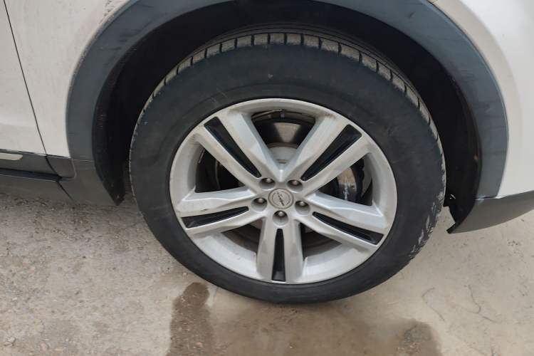 Used Zotye T700 2017 1.8T Dual-Clutch Luxury Model