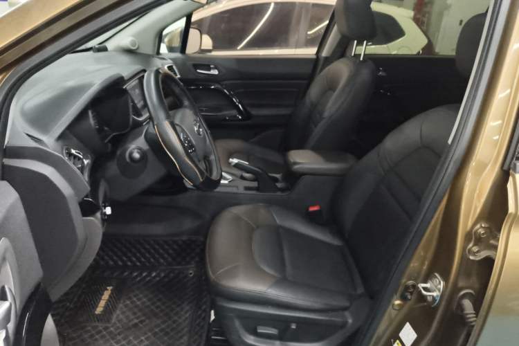 Used GAC Trumpchi GS4 2015 200T G-DCT Luxury Edition Left Front Seat