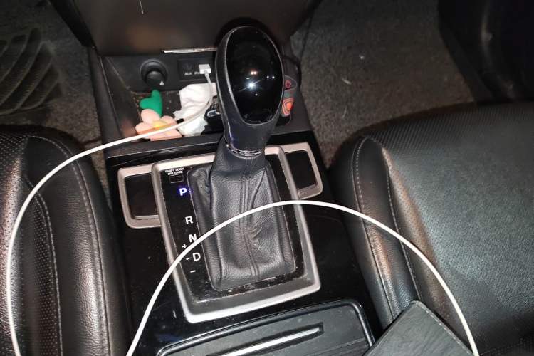 Used Hyundai Mistra 2016 1.8L Automatic Smart GLS Gear Lever