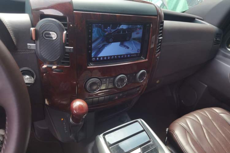 Used Mercedes-Benz Sprinter  Audio And AC Panel