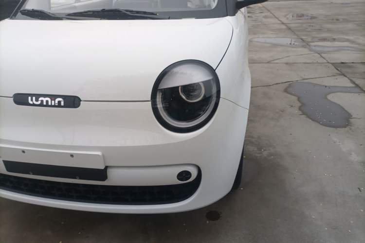 Used CHANGAN NEVO Lumin 2026 Model Treasure Edition 205km Passionate Beige Ningde Left Front Headlight