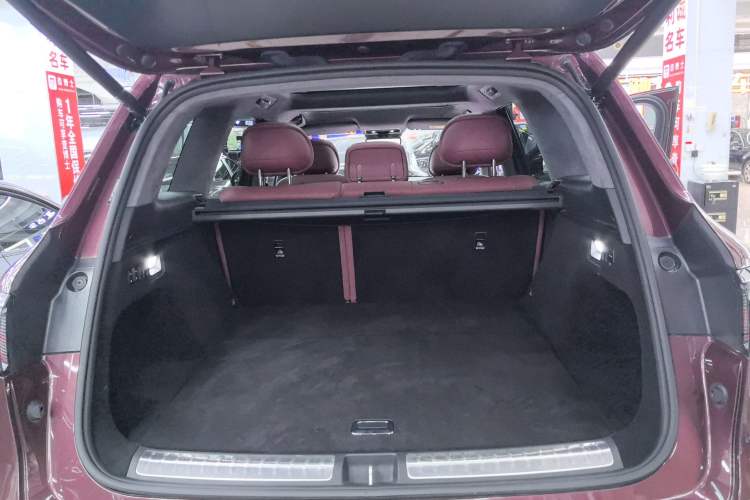 Used Hima AITO M8 2025 Extended-Range Ultra Version 53.4 kWh 5-Seater Edition Trunk