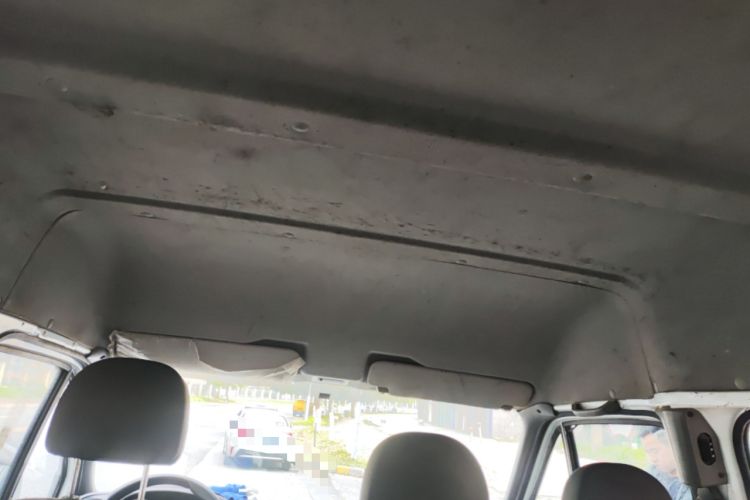 Used JMC Transit 2017 2.8T Commercial Version Short Wheelbase Mid-Roof 6/7/8-Seater JX493