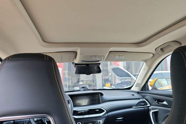 Used Bestune T77 2020 PRO 280 TID Automatic Prestige Model Headliner