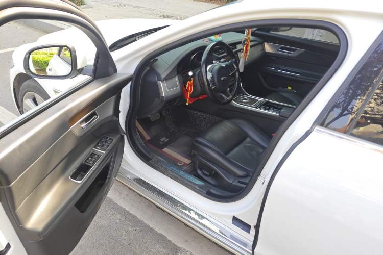 Used Jaguar XFL 2018 XFL 2.0T 200PS Elite Edition
