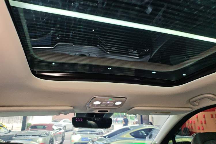 Used Nio ES8 2020 415 km Range 6-Seater Version
