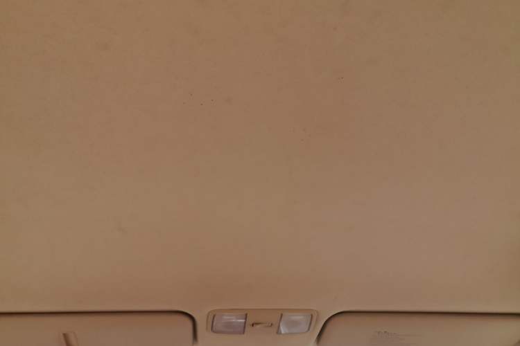 Used Hyundai Verna (older generation) 2010 Sedan 1.4L Manual Standard GL Model
