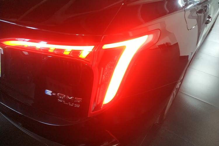 Used Hongqi E-QM5 2023 560km PLUS
