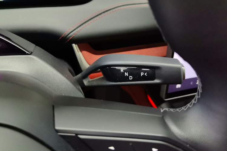 Used Xiaomi Auto SU7 2024 Rear-Drive Ultra-Long Range Advanced Pro-Level Intelligent Driving Version
