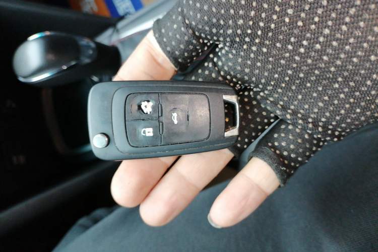 Used Chevrolet Monza 2019 Redline 320T Dual-Clutch Sporty Version China VI Standard Interior 1