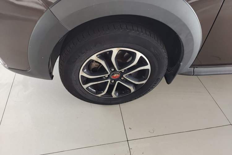 Used FORTHING Joyear XV 2016 1.6L CVT Comfort Model