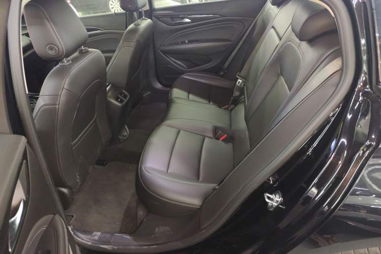 Used Buick Regal 2024 25T Deluxe Edition
