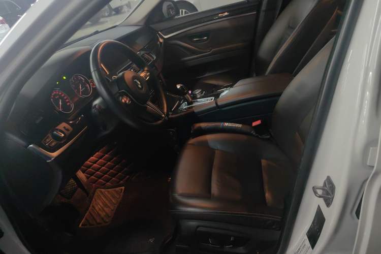 Used BMW 5 Series 2014 525Li Luxury Design Package