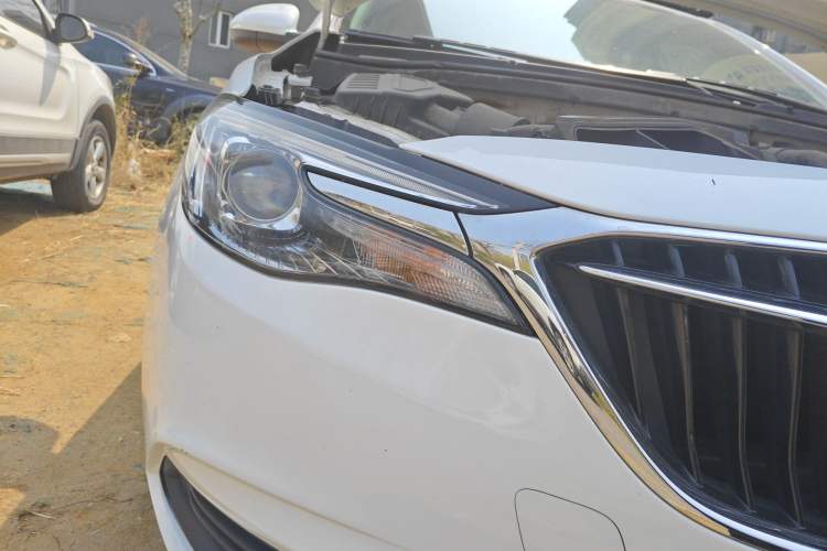 Used Buick GT 2018 15T Dual-Clutch Advanced Model China V Standard Right Front Headlight