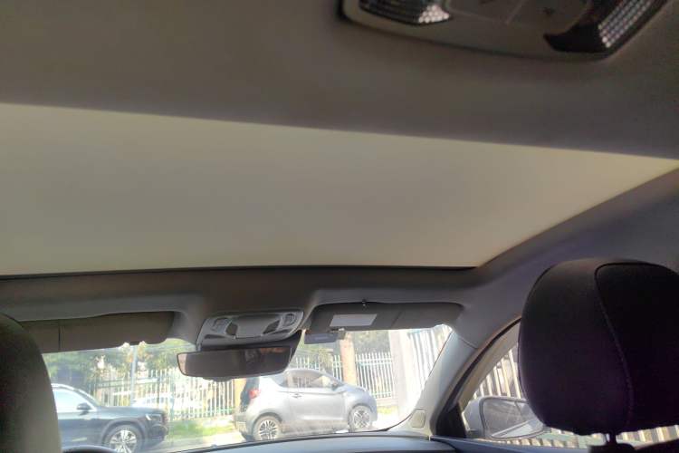 Used Rising ER6 2020 620 km Smart Edition
