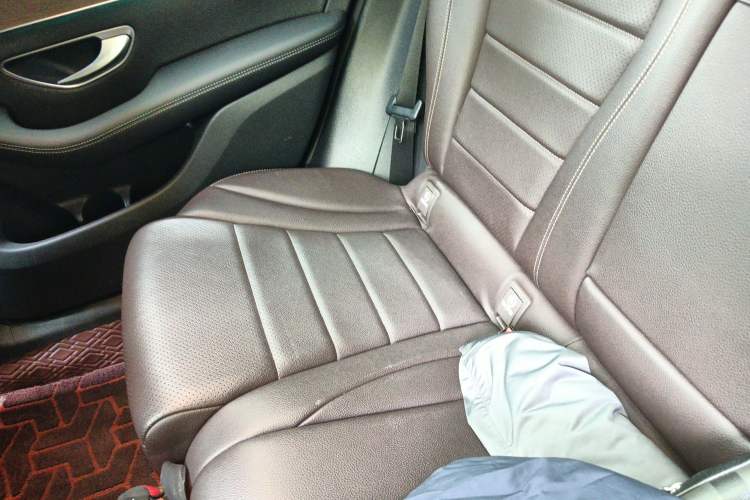 Used Mercedes-Benz GLC 2022 GLC 300 L 4MATIC Dynamic Model Left Rear Seat