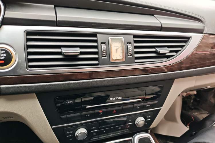 Used Zotye Z700 2016 1.8T DCT Elegant Version
