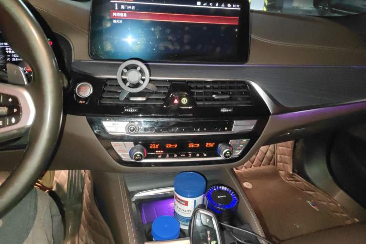 Used BMW 5 Series 2021 530Li Leading Model M Sport Package
