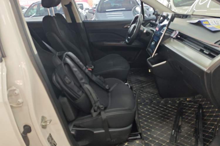 Used NETA V 2022 Chao 300 Lite Ternary Lithium Right Front Seat